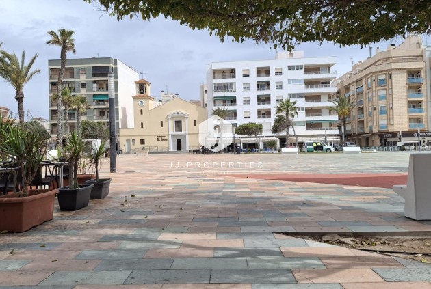 Apartment / flat - Resale - Torrevieja -
                La Mata