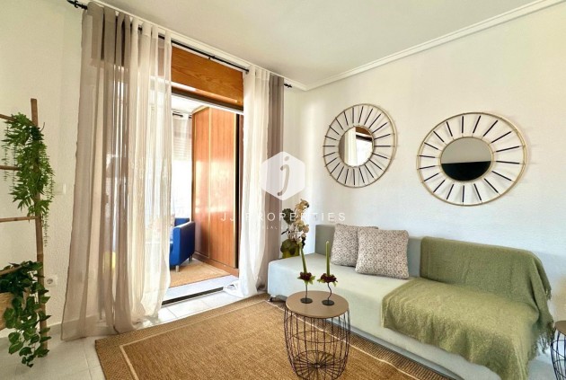 Apartment / flat - Resale - Torrevieja -
                La Siesta - El Salado - Torreta