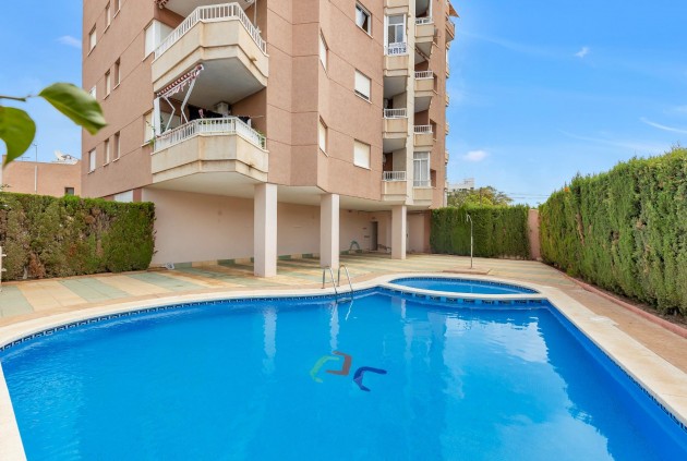 Apartment / flat - Resale - Torrevieja -
                Nueva Torrevieja