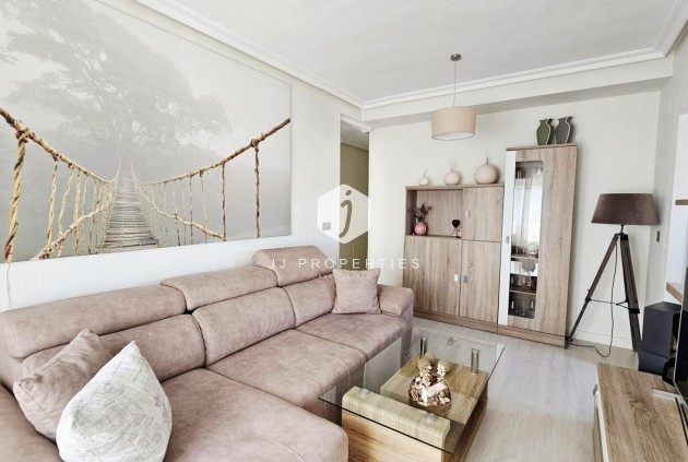 Apartment / flat - Resale - Torrevieja -
                Nueva Torrevieja