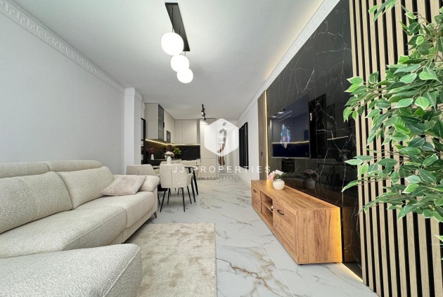 Apartment / flat - Resale - Torrevieja -
                Playa de los Locos