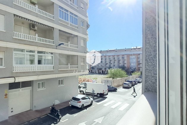 Apartment / flat - Resale - Torrevieja -
                Playa del Cura