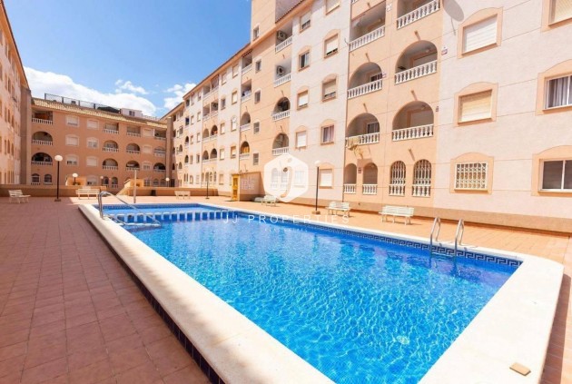 Apartment / flat - Resale - Torrevieja -
                Playa del Cura