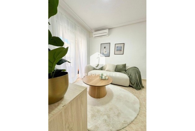 Apartment / flat - Resale - Torrevieja -
                Torrevieja