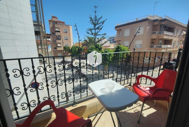 Appartement - D'occasion -
            Torrevieja - C-38206