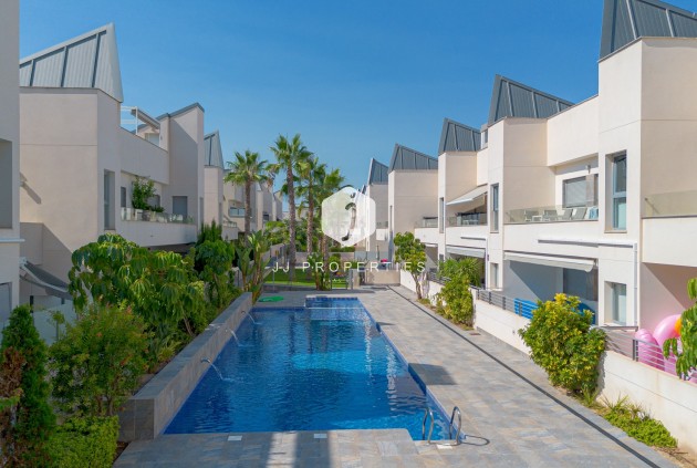 Appartement - D'occasion -
            Torrevieja - C-84166