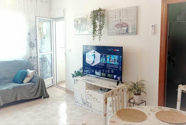 Appartement - D'occasion - Torrevieja -
                Centro