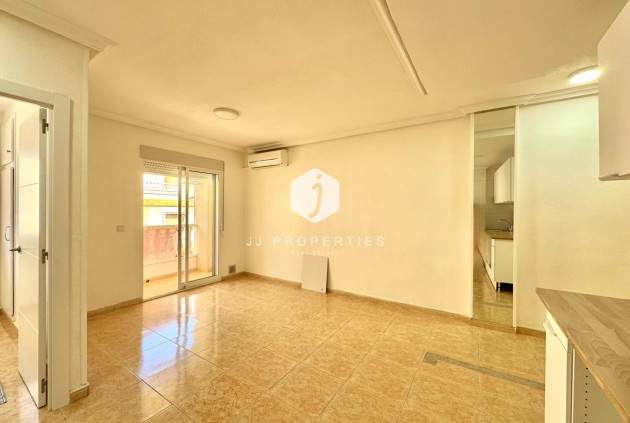 Appartement - D'occasion - Torrevieja -
                Centro