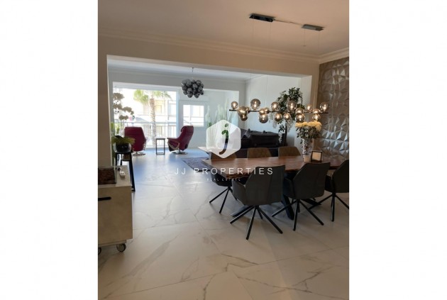 Appartement - D'occasion - Torrevieja -
                Costa Blanca