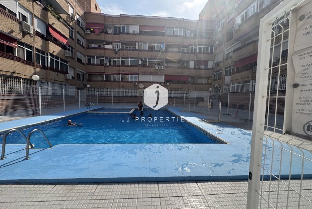 Appartement - D'occasion - Torrevieja -
                Costa Blanca