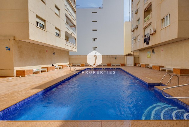 Appartement - D'occasion - Torrevieja -
                Costa Blanca