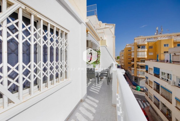 Appartement - D'occasion - Torrevieja -
                Estacion de autobuses