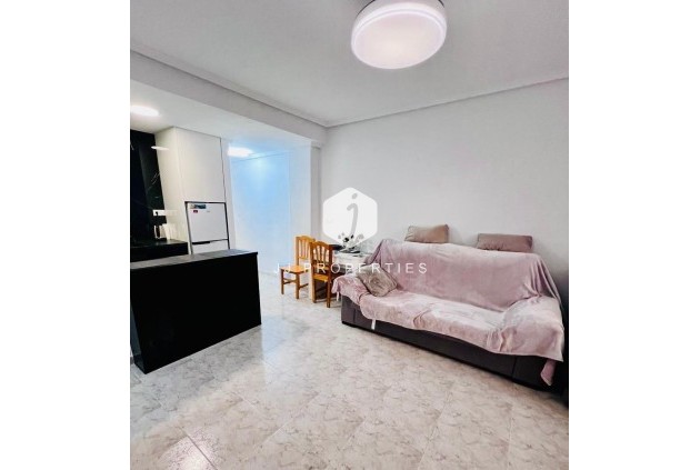 Appartement - D'occasion - Torrevieja -
                Estacion de autobuses