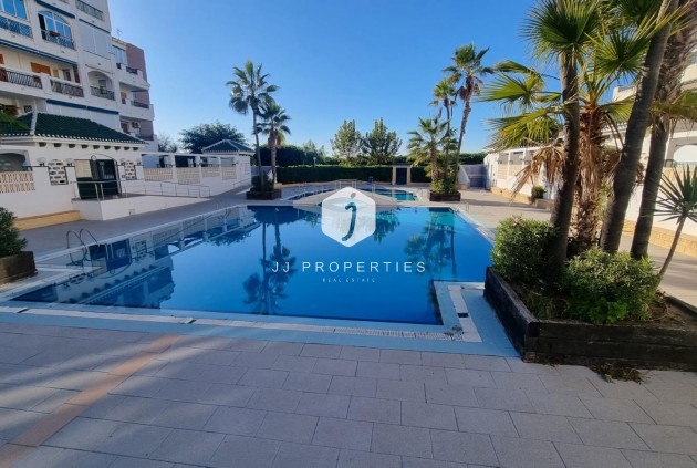 Appartement - D'occasion - Torrevieja -
                La Mata
