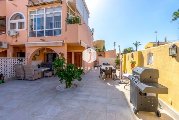 Appartement - D'occasion - Torrevieja -
                La Rosaleda