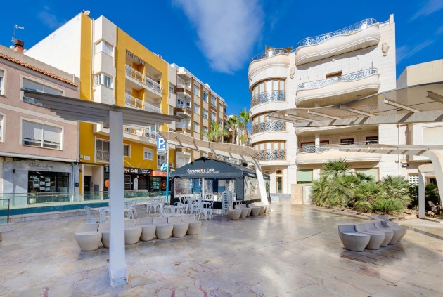 Appartement - D'occasion - Torrevieja -
                Torrevieja