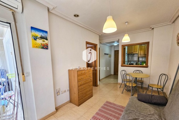 Appartement - D'occasion - Torrevieja -
                Torrevieja