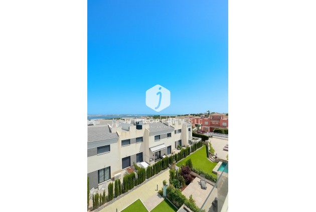 Appartement / flat - Tweedehands - Los Balcones -
                Costa Blanca