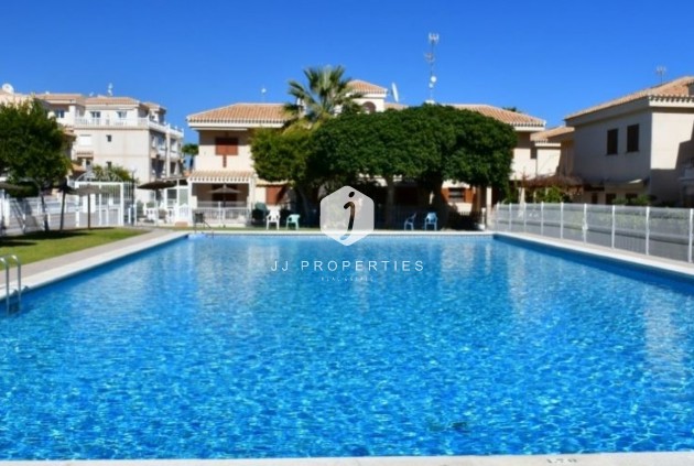 Appartement / flat - Tweedehands - Orihuela Costa -
                Costa Blanca