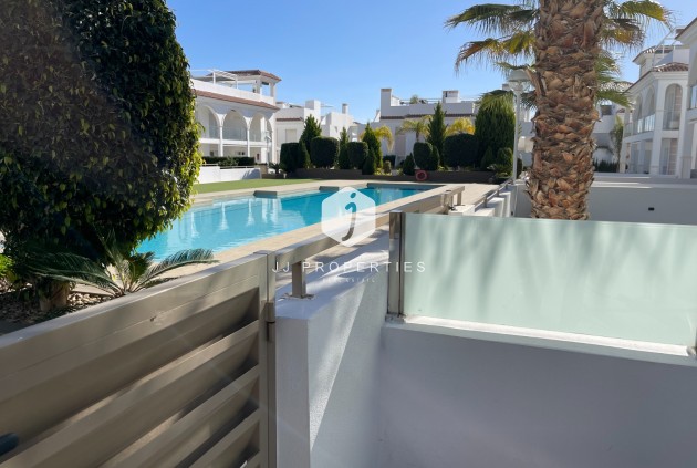 Appartement / flat - Tweedehands - Rojales -
                Inland