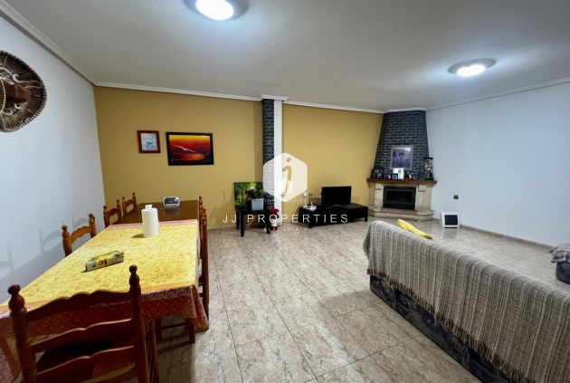 Appartement / flat - Tweedehands -
            Rojales - JJ1285