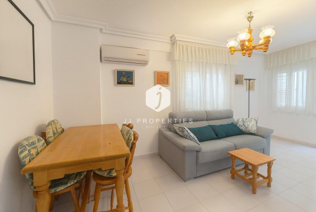 Appartement / flat - Tweedehands - Torrevieja -
                Acequion