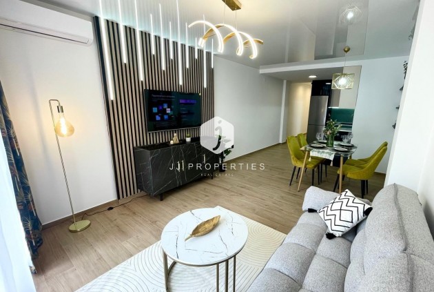 Appartement / flat - Tweedehands - Torrevieja -
                Acequion