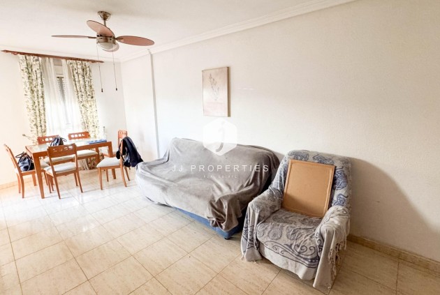 Appartement / flat - Tweedehands -
            Torrevieja - C-53580