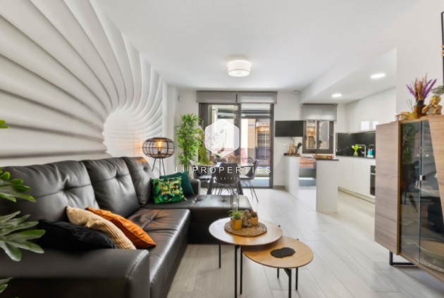 Appartement / flat - Tweedehands - Torrevieja -
                Costa Blanca