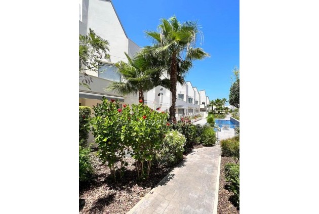 Appartement / flat - Tweedehands - Torrevieja -
                Costa Blanca