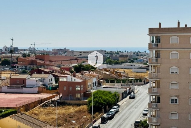 Appartement / flat - Tweedehands - Torrevieja -
                Costa Blanca