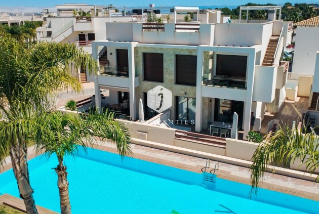 Appartement / flat - Tweedehands - Torrevieja -
                Costa Blanca