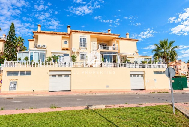 Appartement / flat - Tweedehands - Torrevieja -
                Costa Blanca