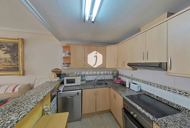 Appartement / flat - Tweedehands - Torrevieja -
                Estacion de autobuses