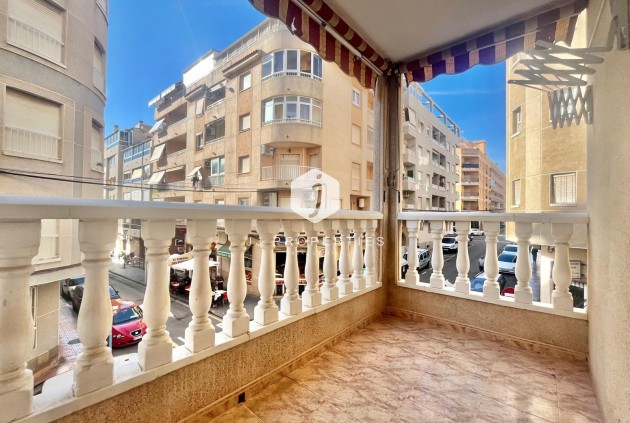 Appartement / flat - Tweedehands - Torrevieja -
                Habaneras