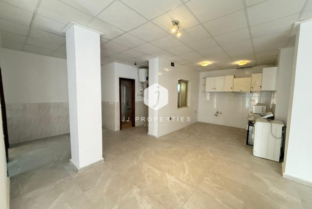 Appartement / flat - Tweedehands - Torrevieja -
                Playa de los Locos