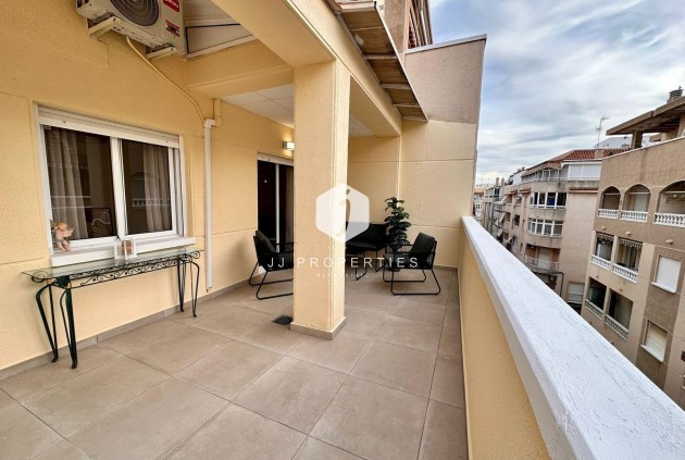 Appartement / flat - Tweedehands - Torrevieja -
                Playa del Cura