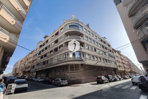 Appartement / flat - Tweedehands - Torrevieja -
                Playa del Cura
