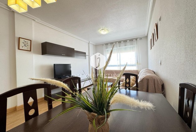 Appartement / flat - Tweedehands - Torrevieja -
                Torrevieja