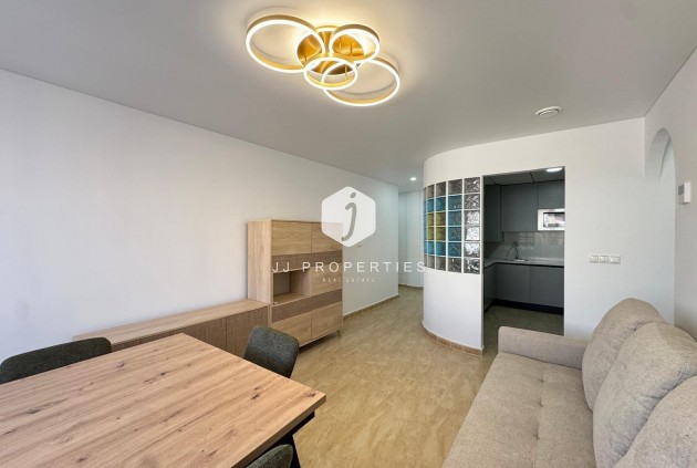 Appartement / flat - Tweedehands - Torrevieja -
                Torrevieja