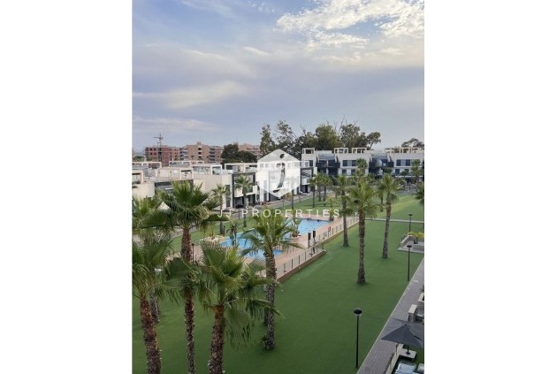 Ático - Segunda mano - Guardamar del Segura -
                El Raso