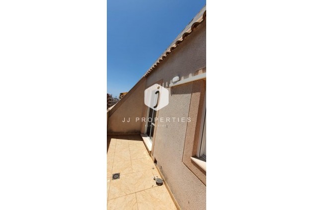 Ático - Segunda mano - Torrevieja -
                Centro