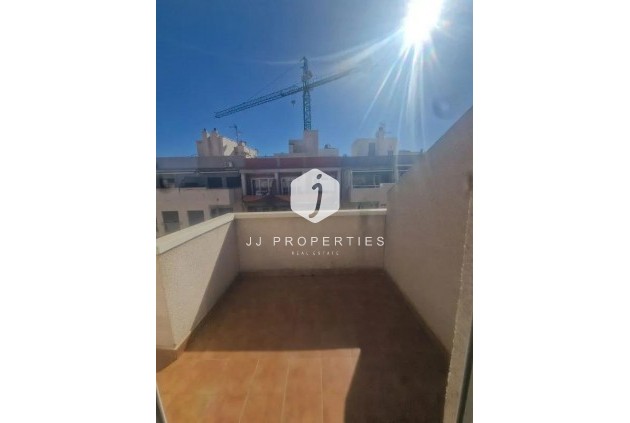 Ático - Segunda mano - Torrevieja -
                Centro