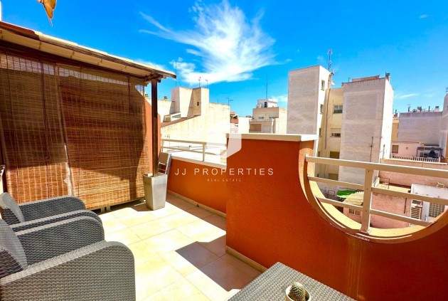 Ático - Segunda mano - Torrevieja -
                Torrevieja