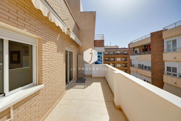 Ático - Segunda mano - Torrevieja -
                Torrevieja