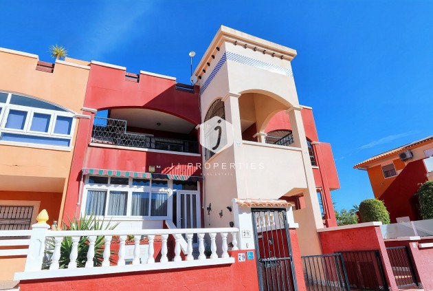 Attique - D'occasion - Los Altos -
                Costa Blanca