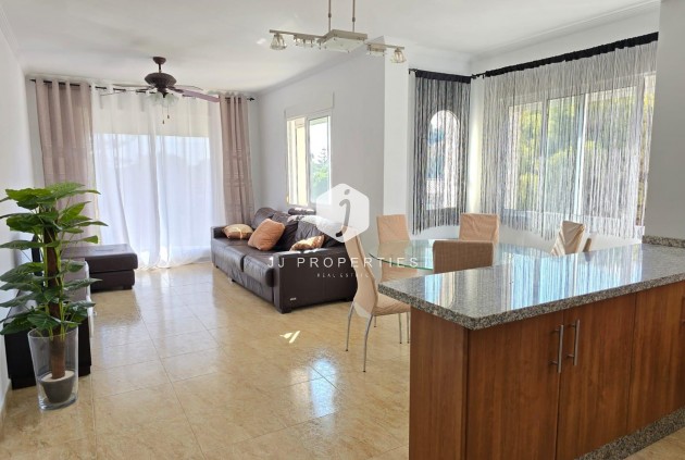 Attique - D'occasion - Orihuela Costa -
                Altos De Campoamor