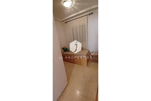 Attique - D'occasion -
            Torrevieja - C-56319