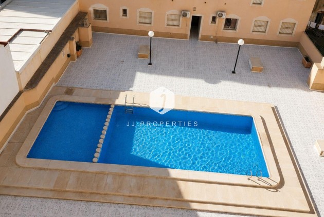 Attique - D'occasion - Torrevieja -
                Centro