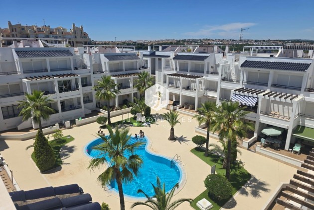 Attique - D'occasion - Torrevieja -
                La veleta